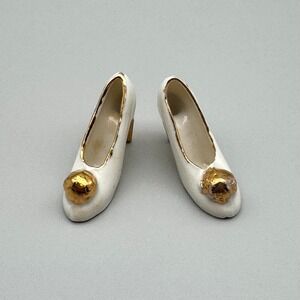 Hand Painted Miniature Porcelain High Heeled Shoes Mount Vernon Virginia Pair